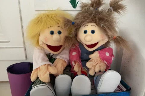 WILLKOMMEN 1 Max Lotta Handpuppen Neue Gesichter Haus Marienfeld